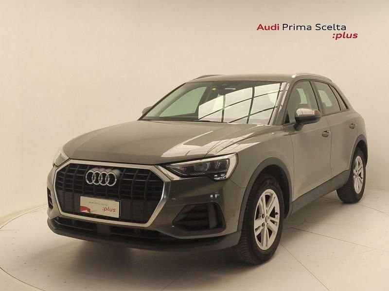 Usata Audi Q3 Business 150 CV (110 kW) 2022 Grigio chronos SUV