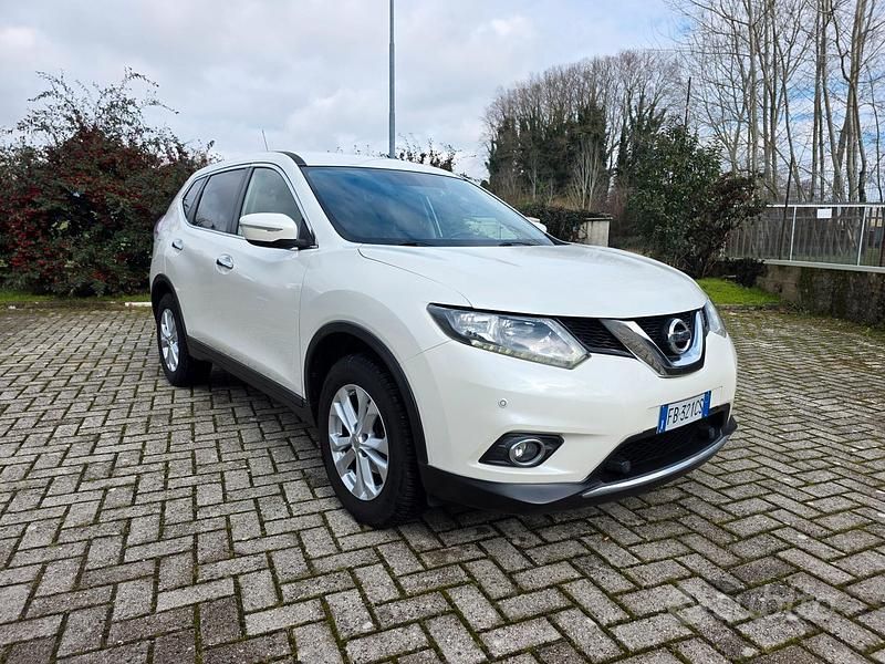 Usata Nissan X-Trail Acenta 131 CV (96 kW) 2015 Bianco SUV