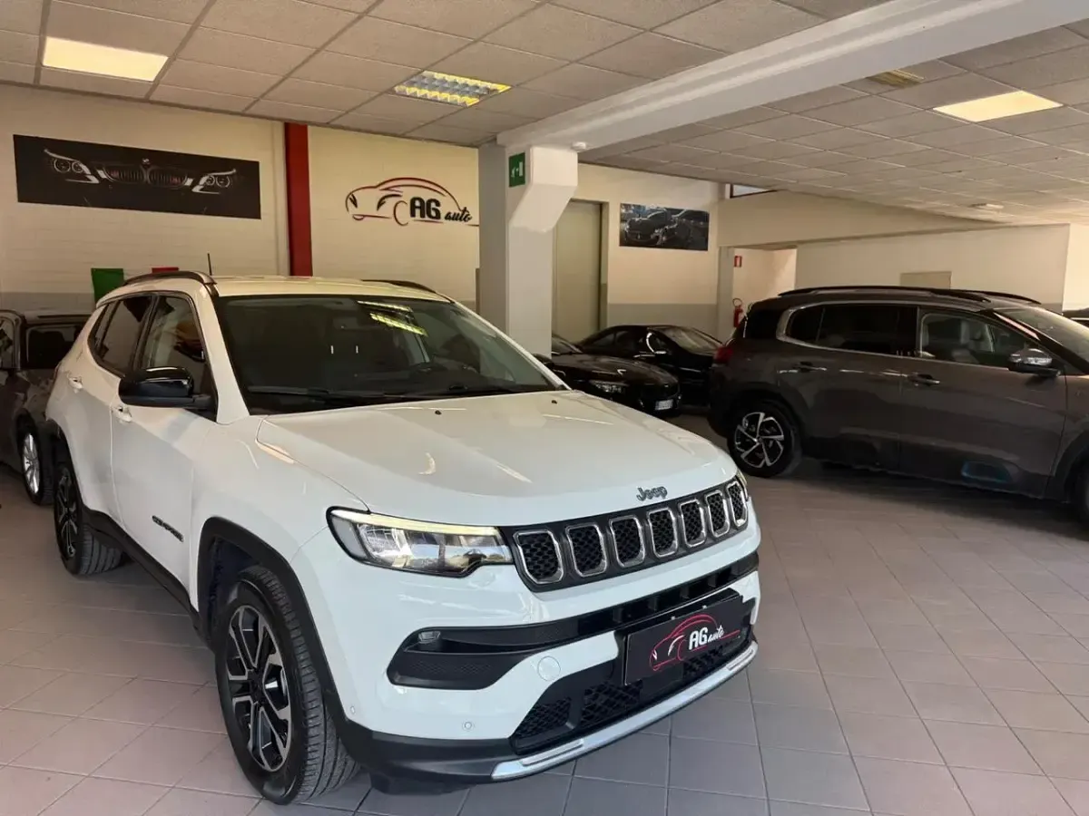 Usata Jeep Compass Limited 131 CV (96 kW) 2022 Bianco SUV