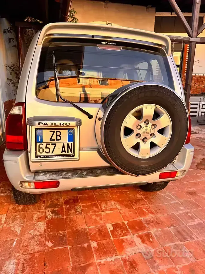 Usata Mitsubishi Pajero 160 CV (117 kW) 2003 SUV