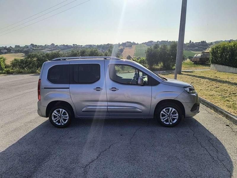 Usata Toyota Proace Verso City 101 CV (74 kW) 2020 Argento Station wagon