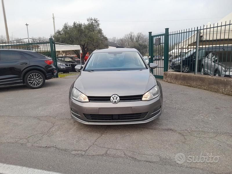 Usata VW Golf VII Comfortline 110 CV (80 kW) 2014 Grigio Berlina