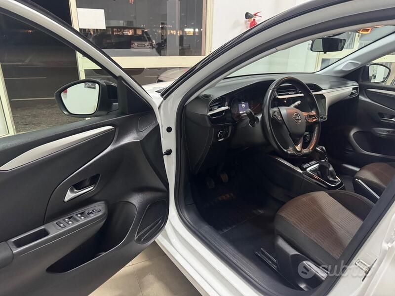 Usata Opel Corsa Edition 75 CV (55 kW) 2021 Bianco Utilitaria