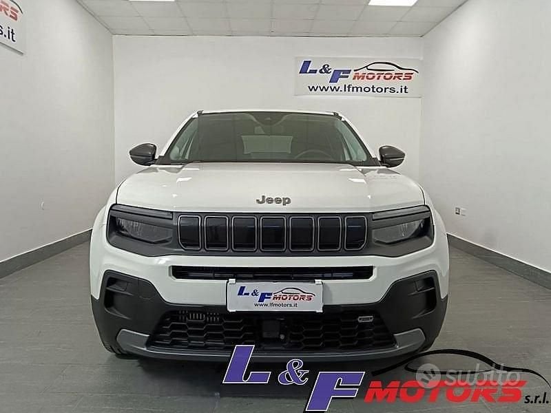 Usata Jeep Avenger Summit 101 CV (74 kW) 2023 Bianco SUV