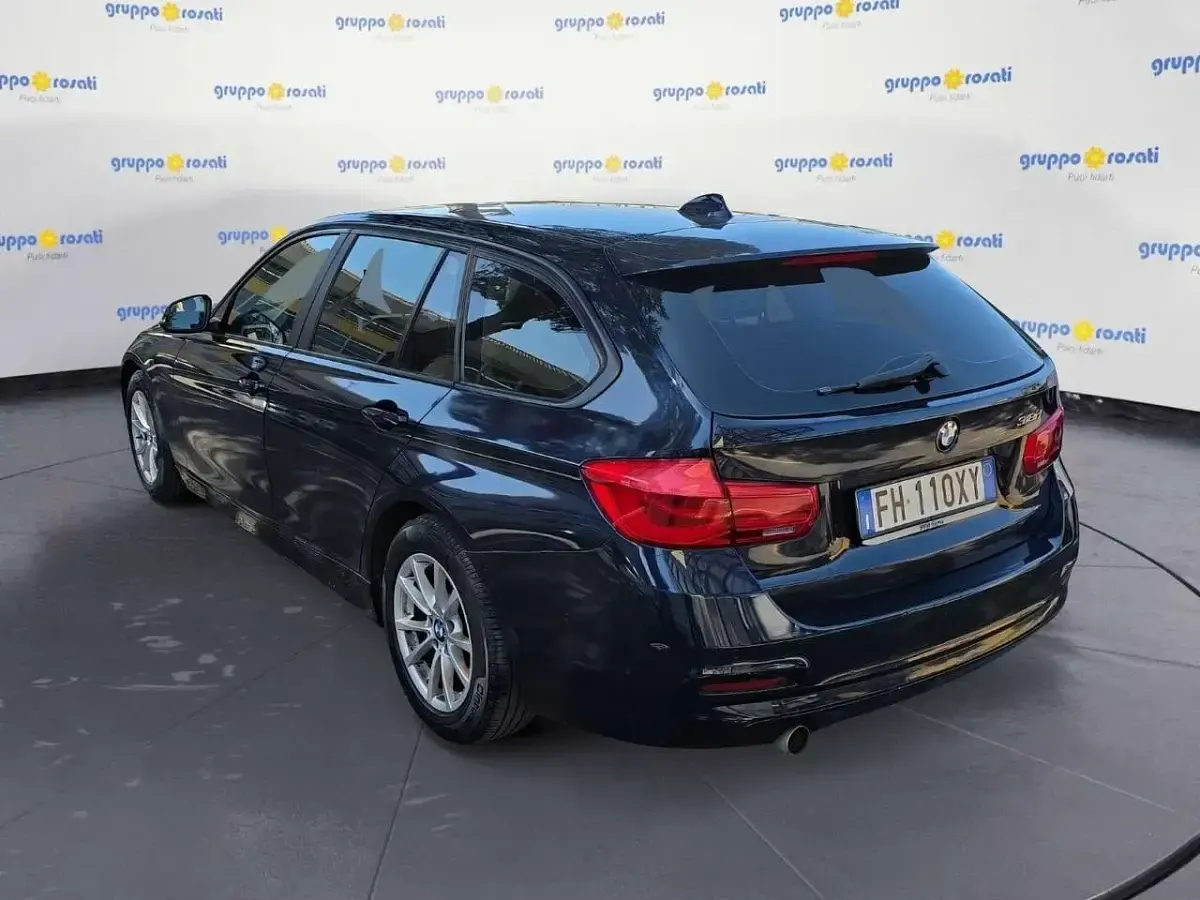 Usata BMW 318 Advantage 150 CV (110 kW) 2017 Blu/azzurro Station wagon
