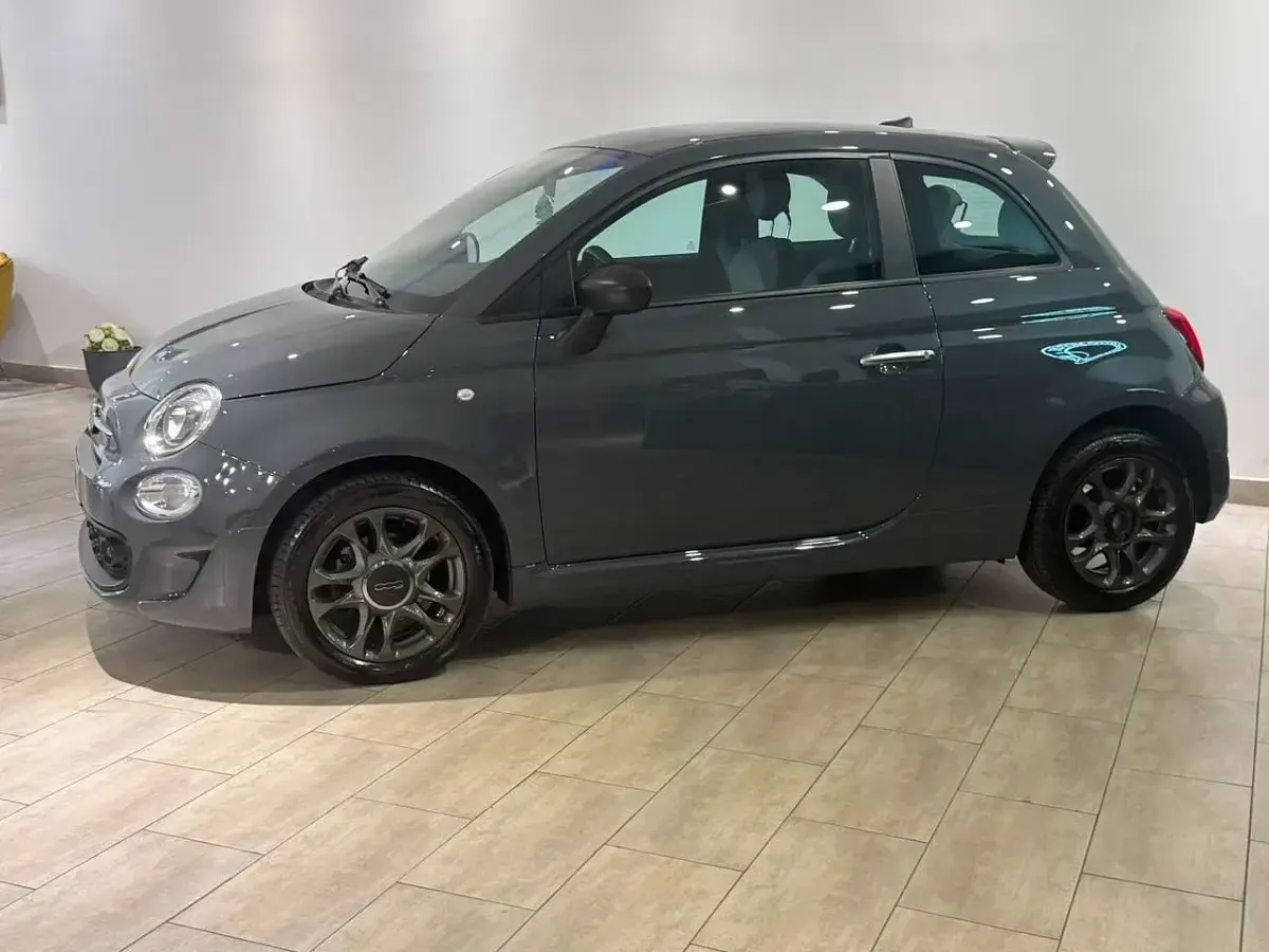 Usata Fiat 500 Dolcevita 69 CV (50 kW) 2022 Grigio Utilitaria