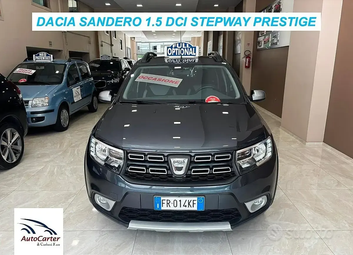 Usata Dacia Sandero Stepway 90 CV (66 kW) 2018 Grigio Berlina