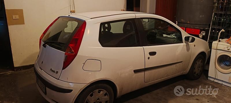 Usata Fiat Punto 2000 Utilitaria