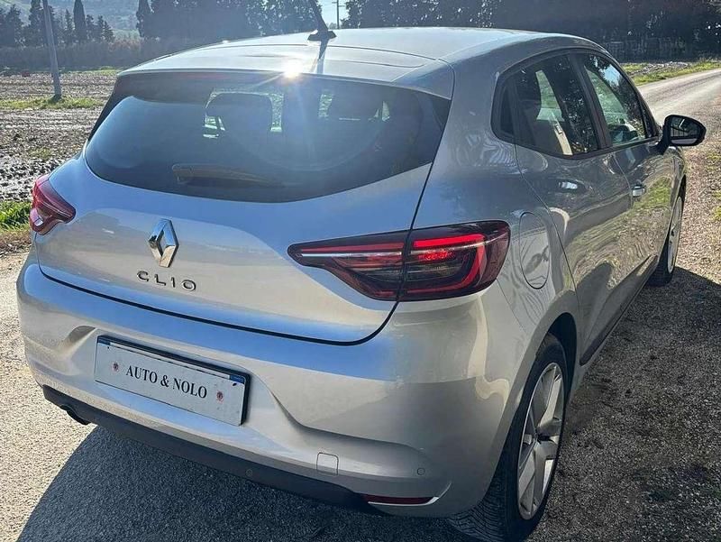Usata Renault Clio V Business 75 CV (55 kW) 2021 Grigio Berlina