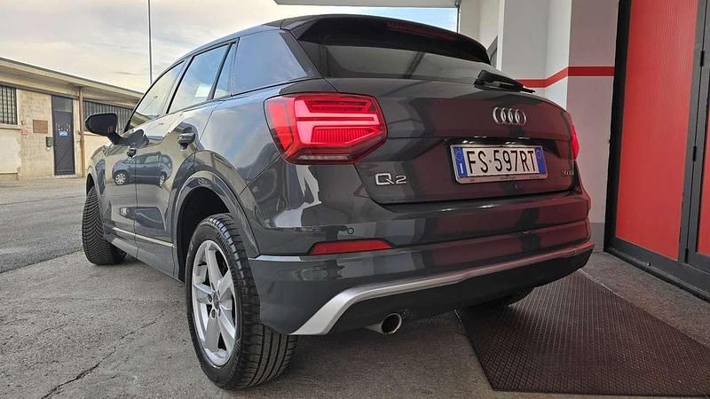 Usata Audi Q2 S-Line 116 CV (85 kW) 2018 Grigio SUV