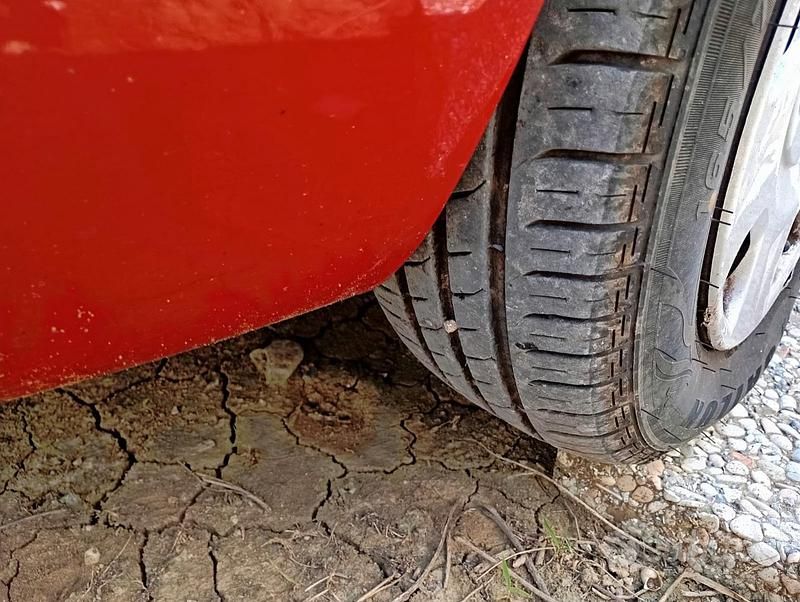 Usata Fiat Punto 2004 Utilitaria