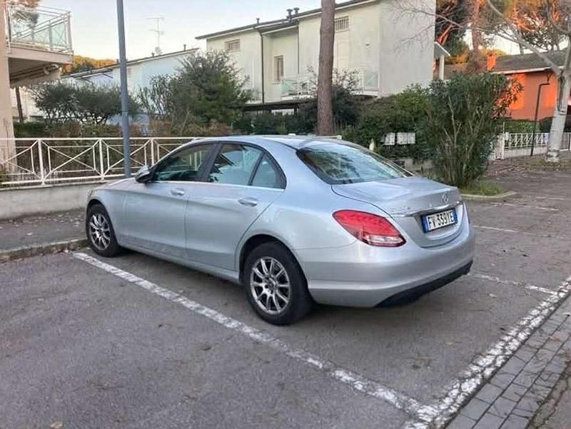 Usata Mercedes C180 Business 122 CV (89 kW) 2019 Berlina