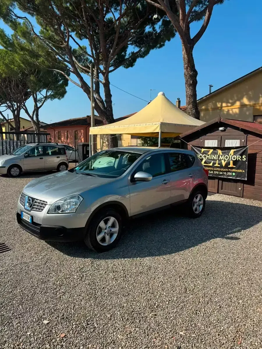 Usata Nissan Qashqai Tekna 106 CV (77 kW) 2007 Argento SUV
