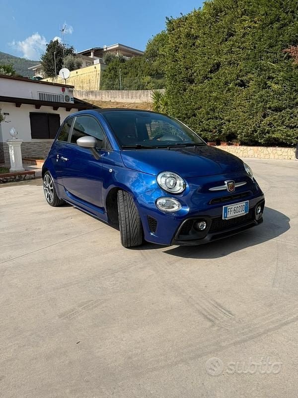 Usata Abarth 500C 145 CV (106 kW) 2016 Blu Cabrio