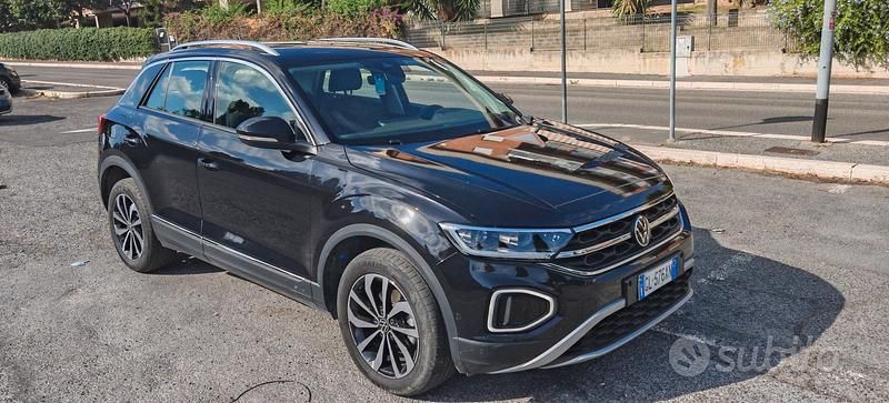 Usata VW T-Roc Style 150 CV (110 kW) 2022 Nero SUV