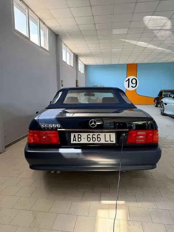 Usata Mercedes SL500 320 CV (235 kW) 1993 Blu/azzurro Cabrio
