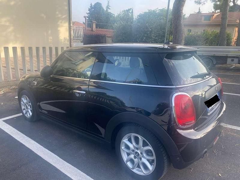 Usata Mini ONE 75 CV (55 kW) 2016 Nero Utilitaria