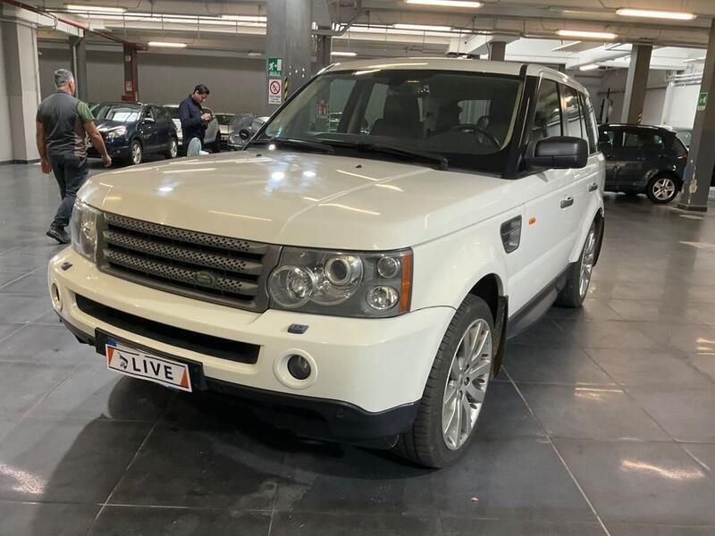 Bianco Usata 2007 Land Rover Range Rover SE SUV | 12.800 € (Cara) - Immagine 1/4