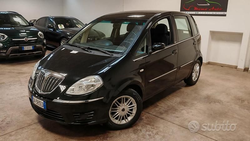 Usata Lancia Musa 95 CV (69 kW) 2009 Nero Monovolume