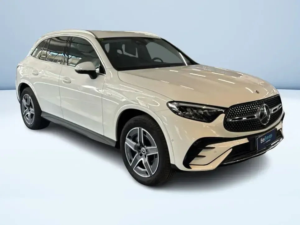 Usata Mercedes GLC300 Advanced 197 CV (144 kW) 2025 Bianco SUV