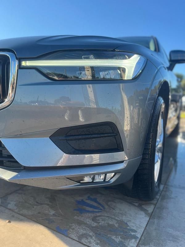 Usata Volvo XC60 Momentum 197 CV (144 kW) 2021 Grigio SUV