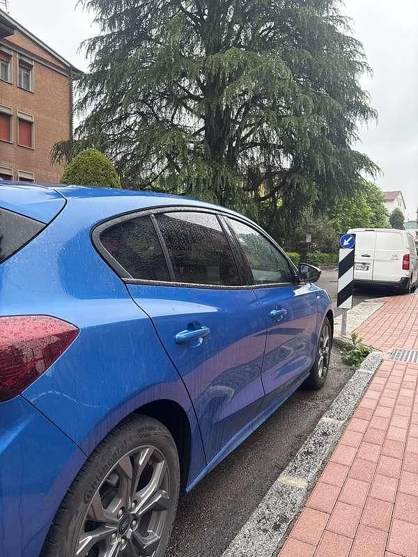 Usata Ford Focus ST-Line 125 CV (91 kW) 2023 Berlina