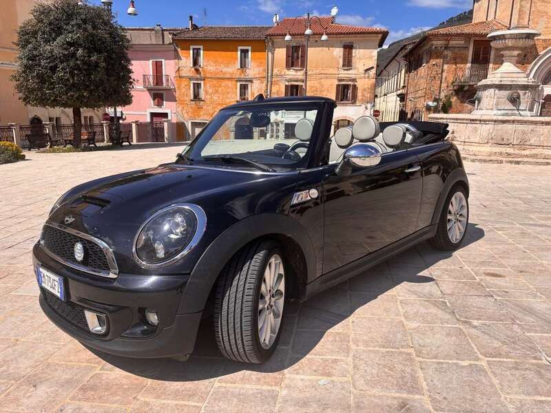 Nero Usata 2012 Mini Cooper SD Cabriolet Cabrio | 11.900 € (Molto cara) - Immagine 1/4