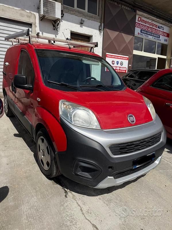 Usata Fiat Fiorino 95 CV (69 kW) 2016 Rosso Monovolume