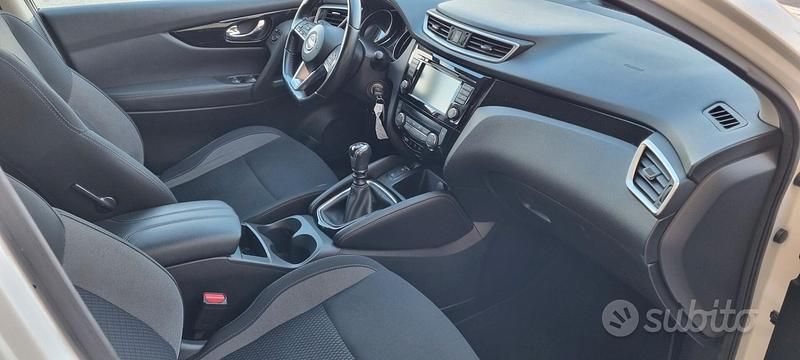 Usata Nissan Qashqai 116 CV (85 kW) 2019 Bianco SUV