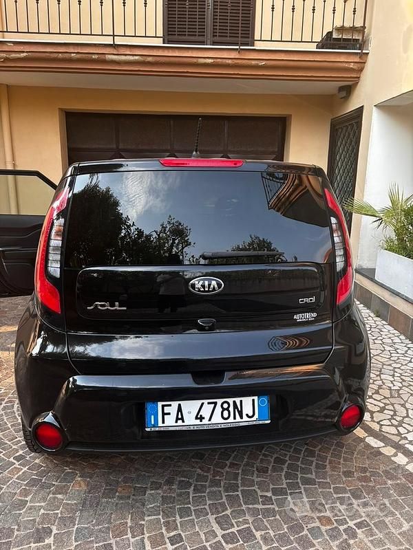 Usata Kia Soul 2016 Nero SUV