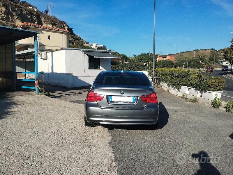 Usata BMW 320 177 CV (130 kW) 2009 Grigio Berlina