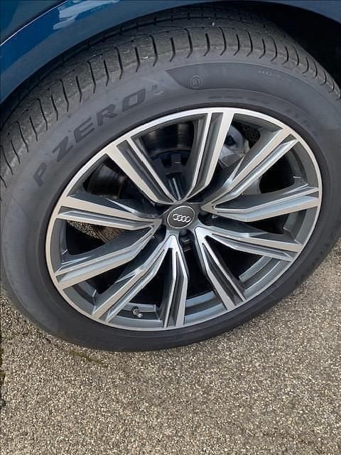 Usata Audi Q8 Sport 286 CV (210 kW) 2018 Azzurro metallizzato SUV