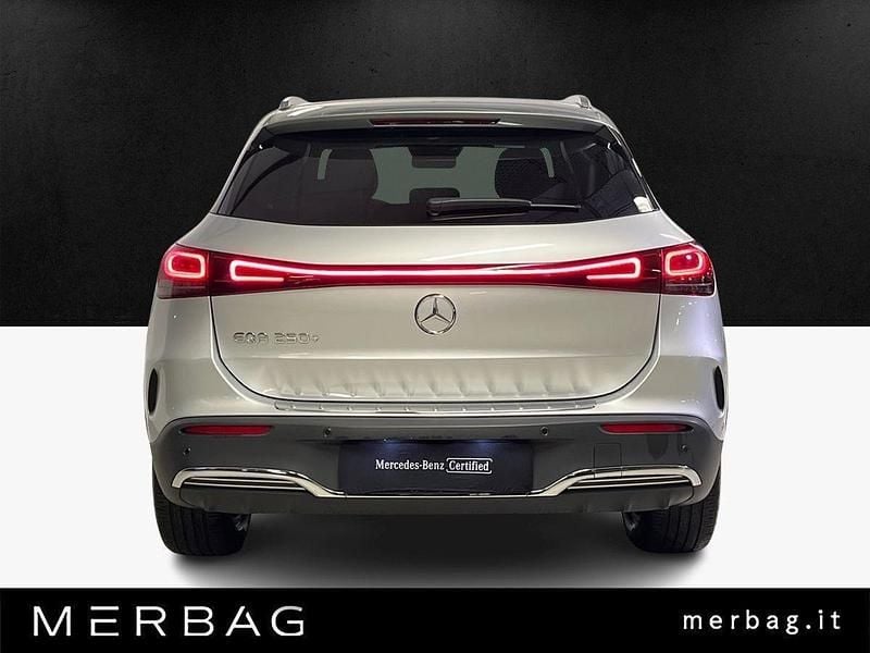 Usata Mercedes EQA250+ Premium 139 kW (190 CV) 2023 Argento SUV
