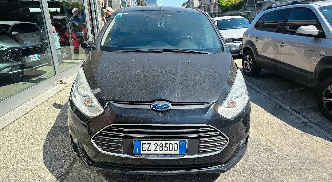 Usata Ford B-MAX 90 CV (66 kW) 2015 Nero Monovolume