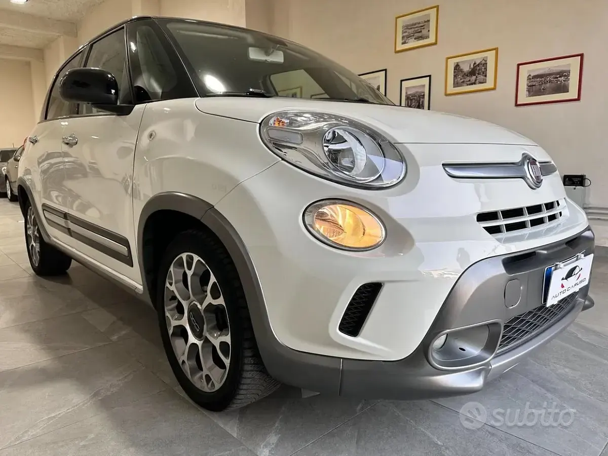Gebraucht Fiat 500L Trekking 120 PS (88 kW) 2014 Weiß Van / Kleinbus