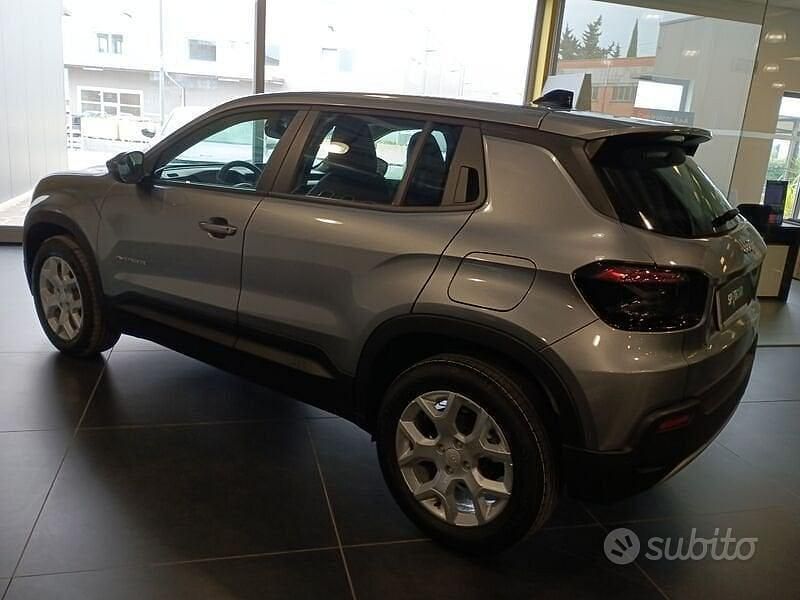 Nuova Jeep Avenger Altitude 2025 Grigio SUV