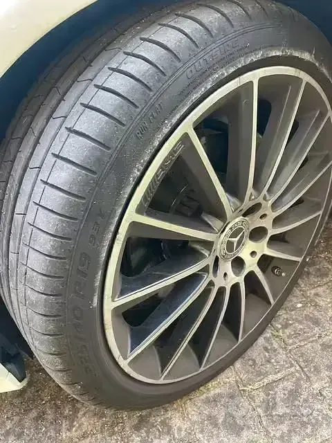 Usata Mercedes C220 AMG 194 CV (142 kW) 2022 Bianco Cabrio