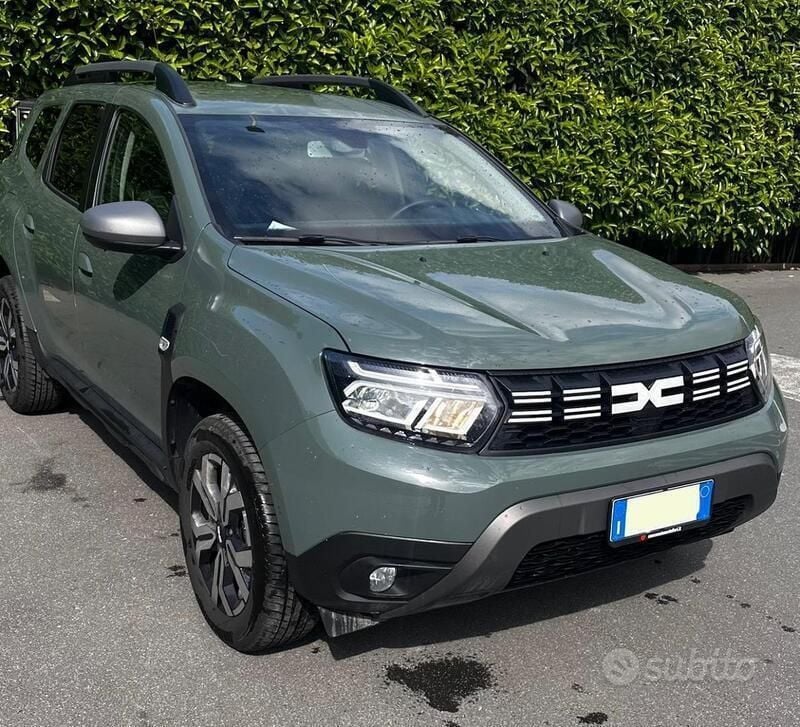 Verde Usata 2023 Dacia Duster Journey SUV | 18.200 € (Ottimo prezzo) - Immagine 1/4
