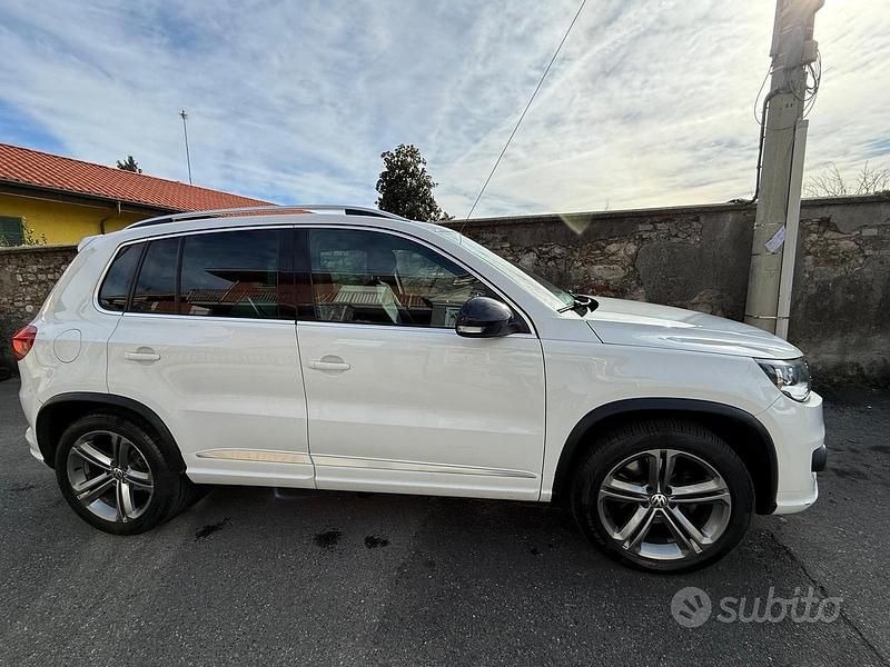 Bianco Usata 2015 VW Tiguan SUV | 12.500 € (Cara) - Immagine 1/4