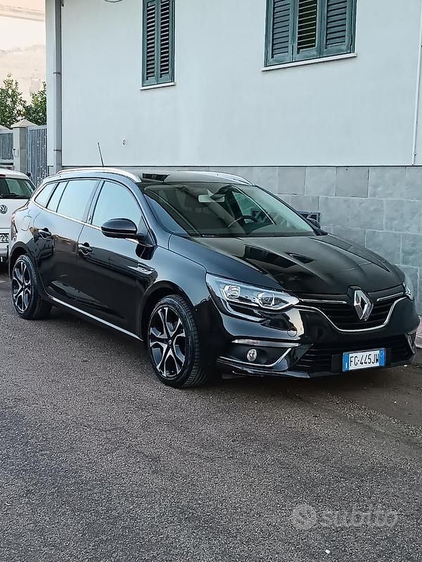 Usata Renault Mégane IV 110 CV (80 kW) 2017 Nero Station wagon