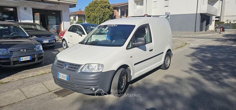 Usata VW Caddy 105 CV (77 kW) 2010 Bianco Monovolume