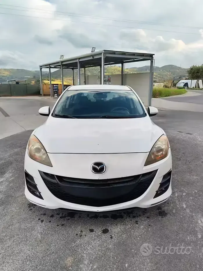 Usata Mazda 3 109 CV (80 kW) 2010 Bianco Berlina