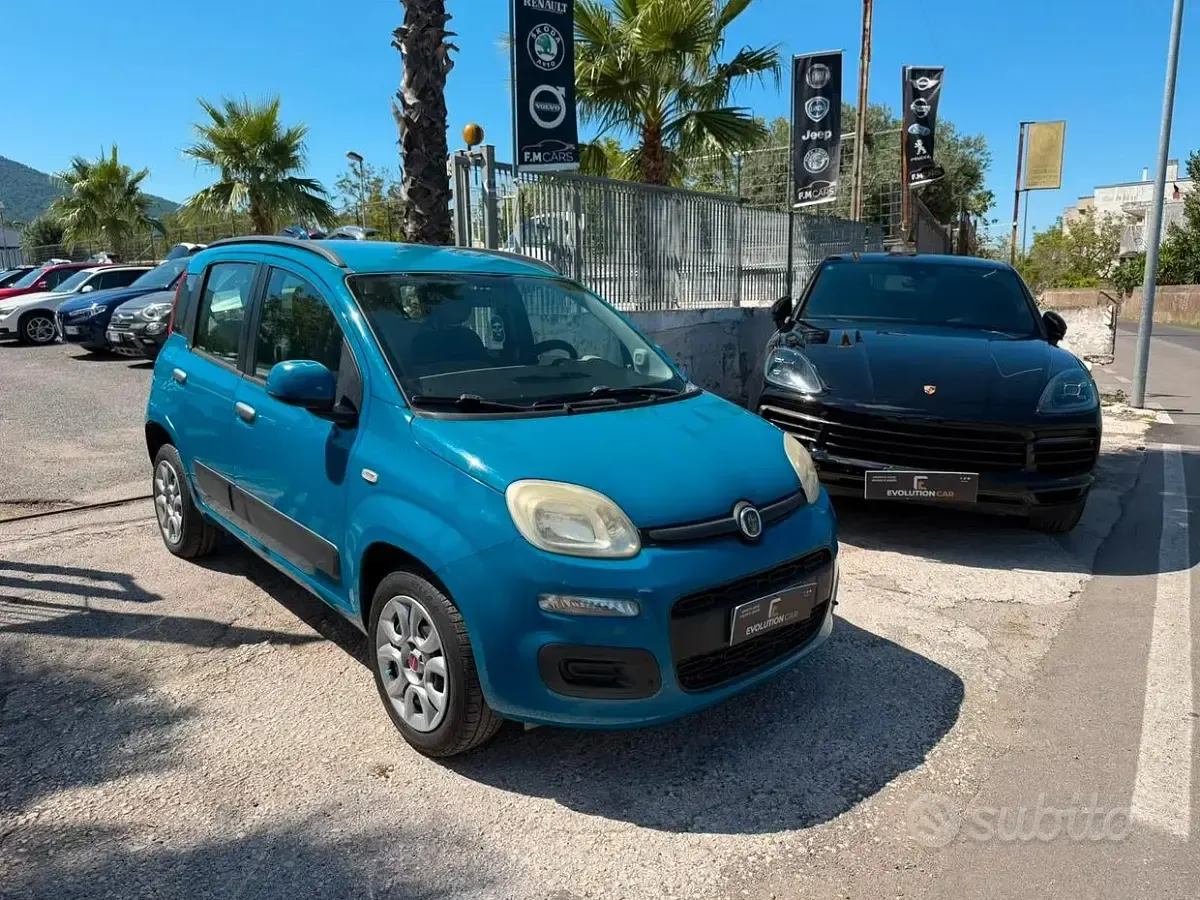 Usata Fiat Panda Easy 80 CV (58 kW) 2012 Bluazzurro Utilitaria