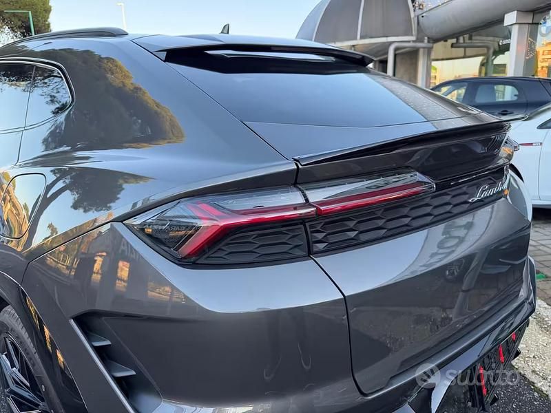 Nuova Lamborghini Urus 800 CV (588 kW) 2025 Grigio SUV