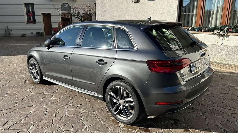 Usata Audi e-tron S-Line 204 CV (150 kW) 2015 Grigio SUV