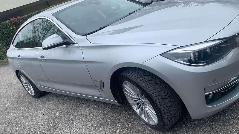 Argento Usata 2019 BMW 318 Gran Turismo Luxury Line Tre volumi | 16.000 € (Super prezzo) - Immagine 1/4
