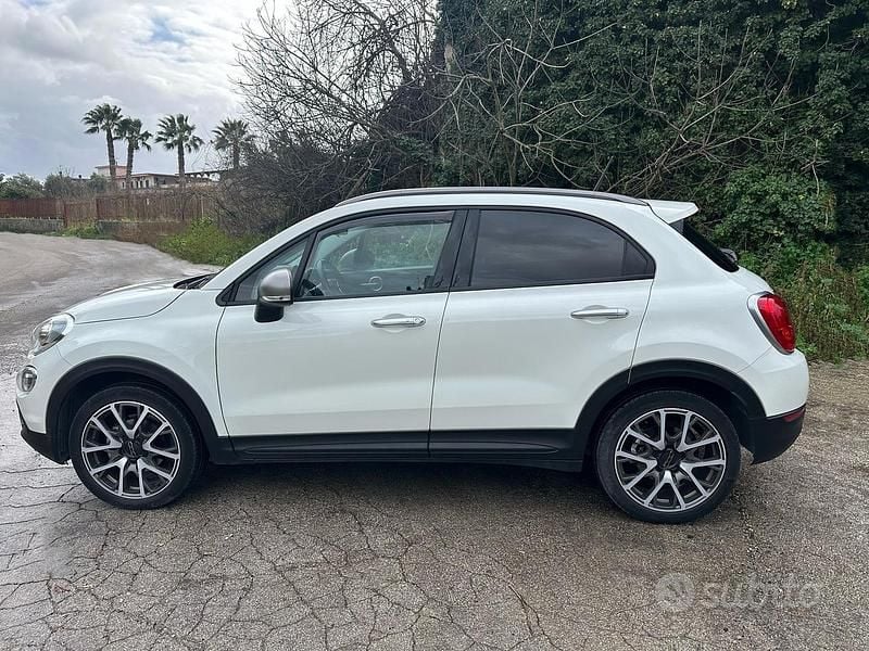 Usata Fiat 500X 120 CV (88 kW) 2015 Bianco SUV