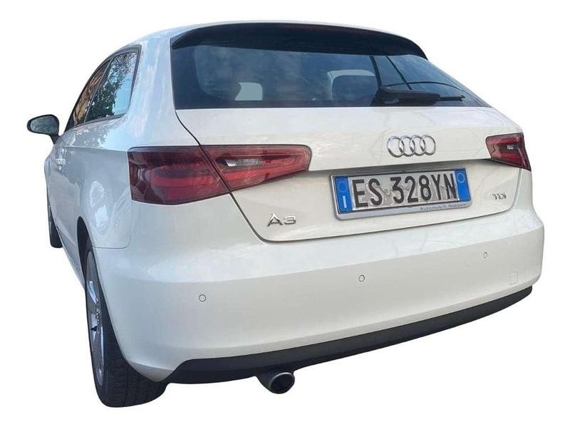Usata Audi A3 Ambition 105 CV (77 kW) 2013 Bianco Utilitaria