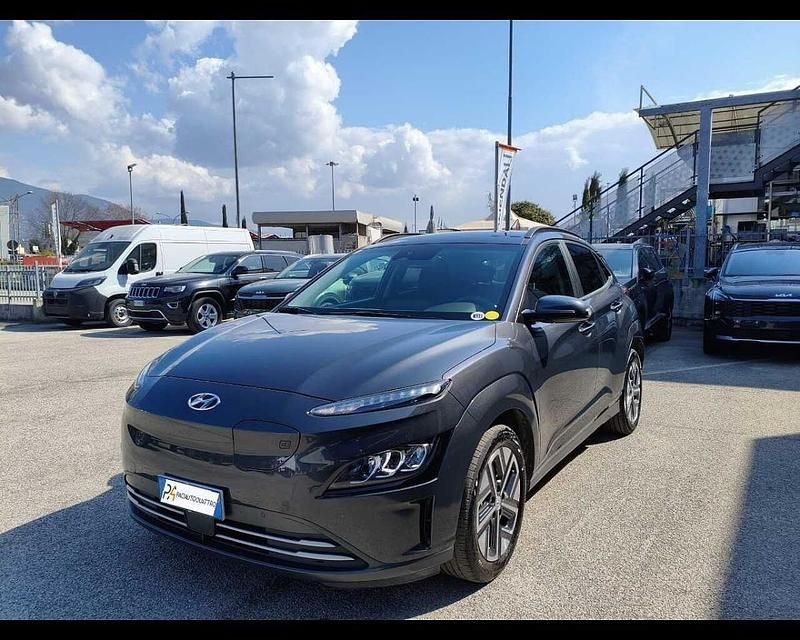 Usata Hyundai Kona 150 kW (204 CV) 2023 Grigio SUV