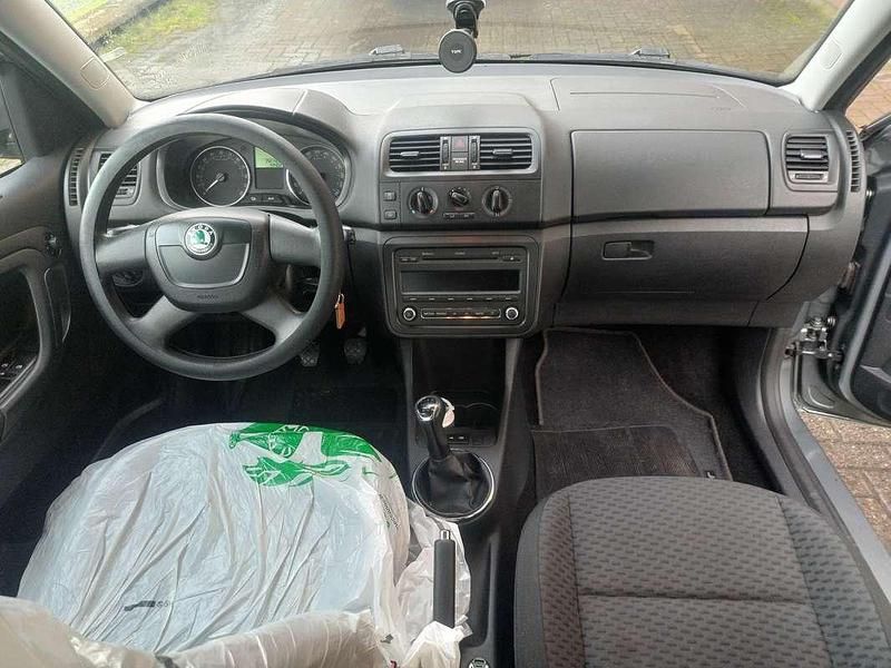 Usata Skoda Roomster Ambition 90 CV (66 kW) 2011 Grigio Monovolume